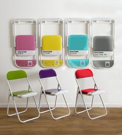 Pantone-folding-chairs