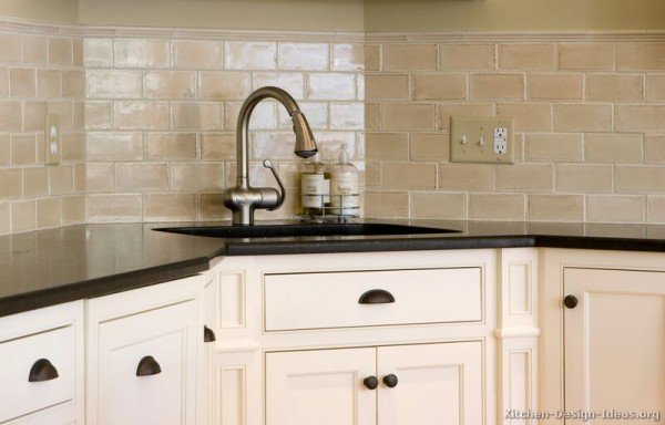 kitchen-cabinets-traditional-two-tone-022-s11920270-white-corner-sink