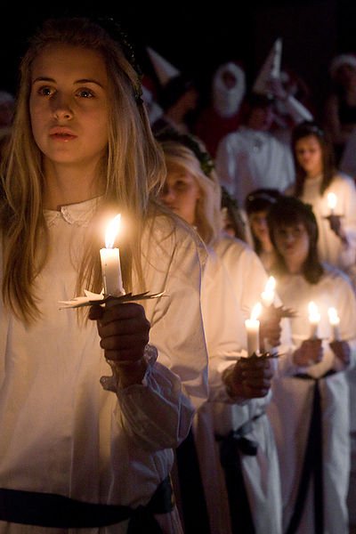 400px-Lucia_procession