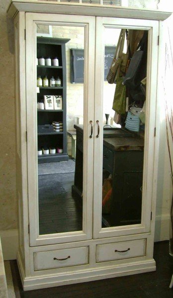 wardrobe_mirror