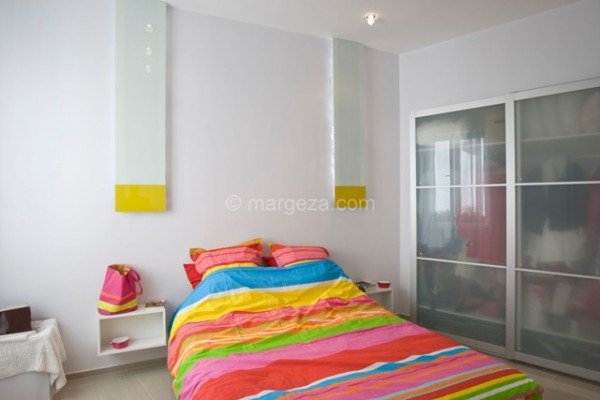 Colorful-Apartment-in-Budapest-141