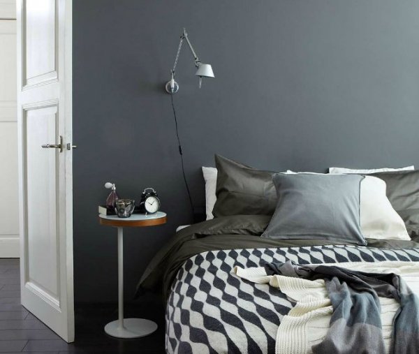 grey-ikea-bedroom