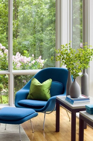 herron horton architects saarinen chair blue window seat sitting area cococozy