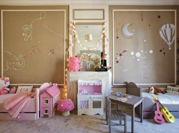 a-girl-and-a-boy-sharing-a-kids-room-L-mT6x8M