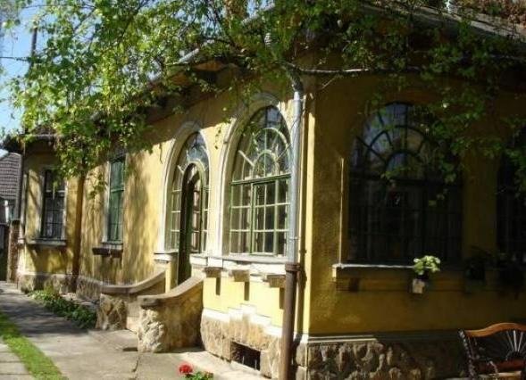Vác_villa