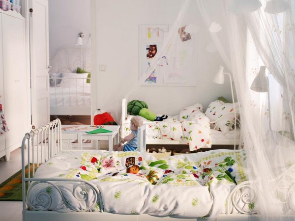 bedroom-white-shared-kids-bedroom-design-idea-with-canopy-bed-and-silk-drapery-behind-headboard-and-white-wall-paint-idea-15-trendy-kids-bedroom-design-ideas-to-inspire-you-awesome-kids-bedroom-furni