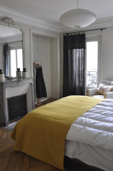 Stephanie-Ross-Bedroom-04-Paris