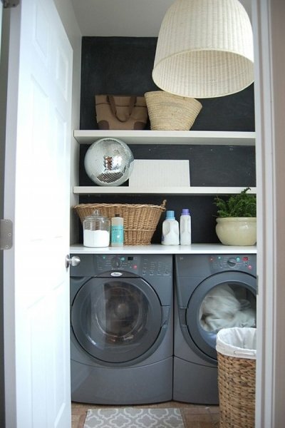 small-laundry-room-makeover-ideas-l-7e1c123fe974d88c